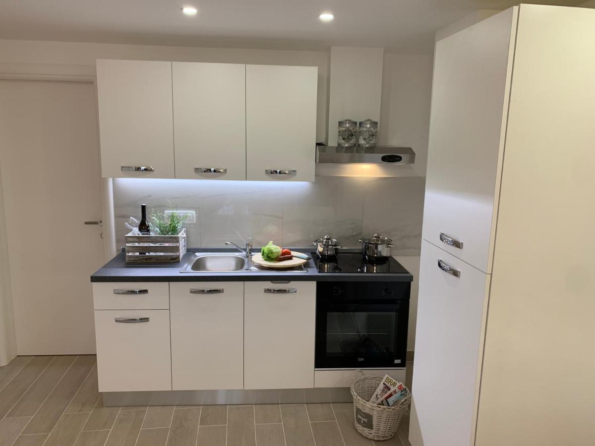 Apartman Onavi Макарска Экстерьер фото