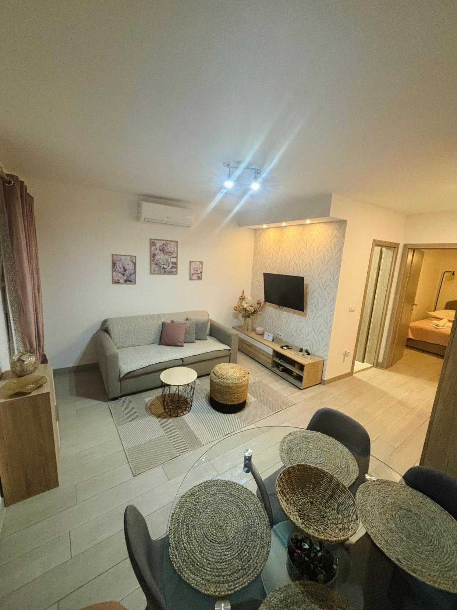 Apartman Onavi Макарска Экстерьер фото
